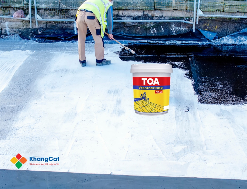 Sơn chống thấm TOA thi công 2 lớp trên bề mặt sạch, khô, mỗi lớp cách nhau 4–6 giờ.